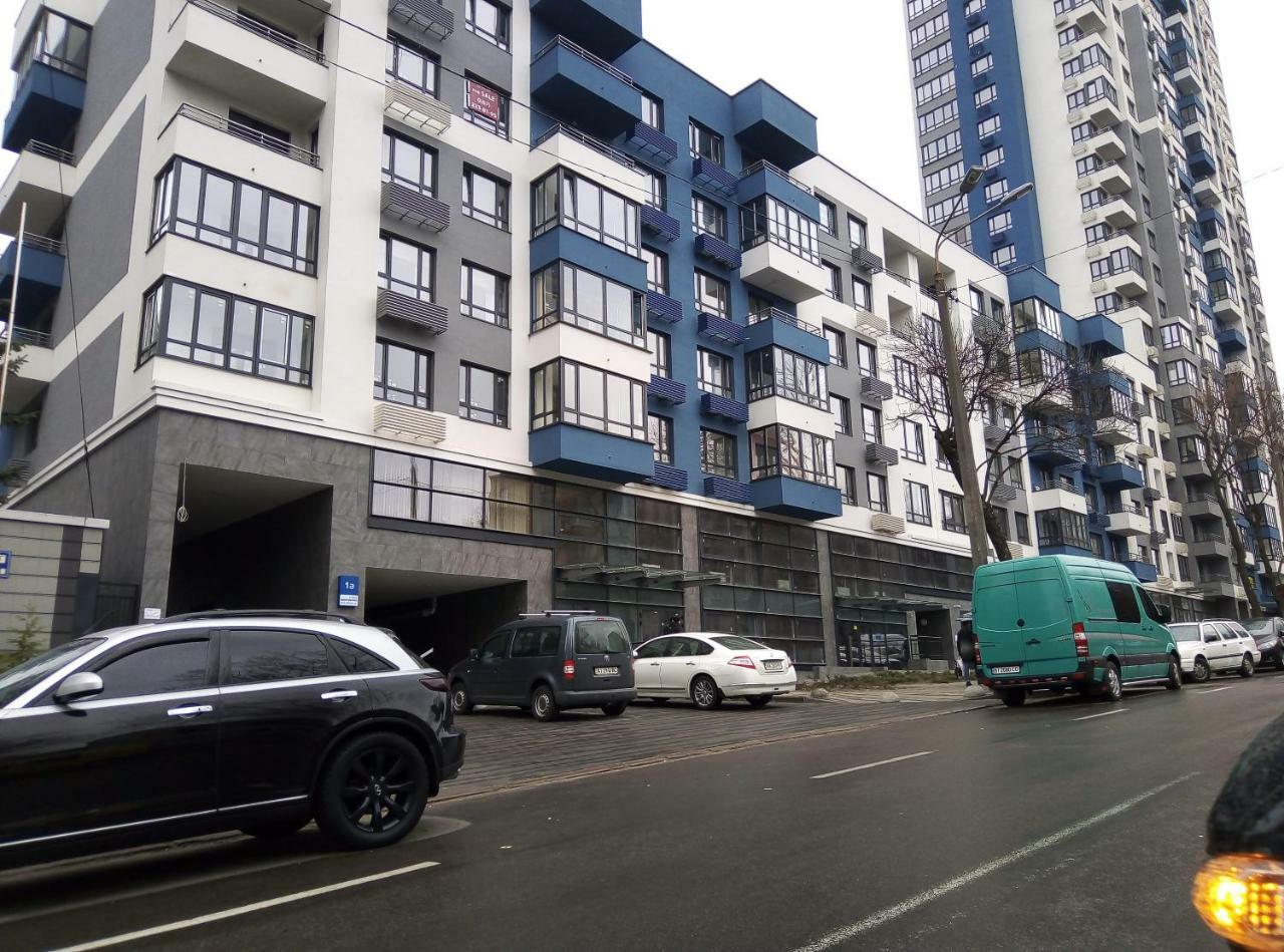 Perfect Apartments M Polytech, Ohmatdet, Parking Kiew Exterior foto